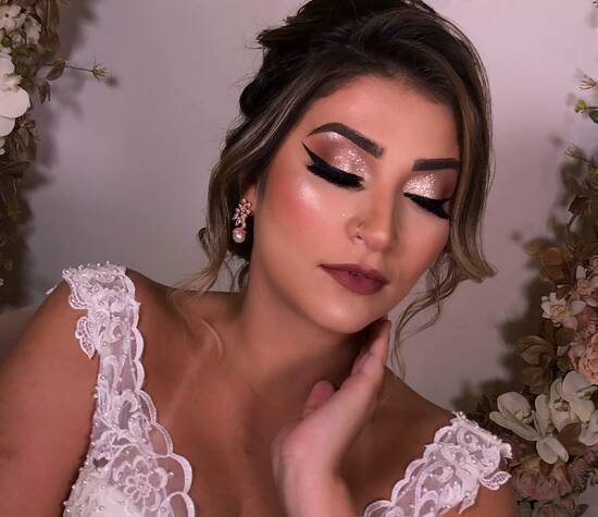 Vanessa Oliveira Makeup