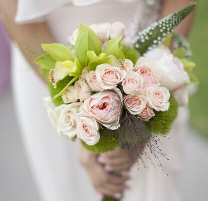 Os 50 buquês de noiva com rosas mais lindos da temporada: classe, elegância  e estilo!