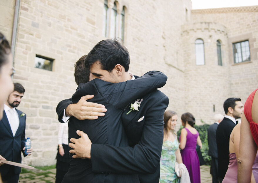 Isto é uma tarefa para o irmão dos noivos! 6 funções que só os irmãos podem desempenhar no seu casamento
