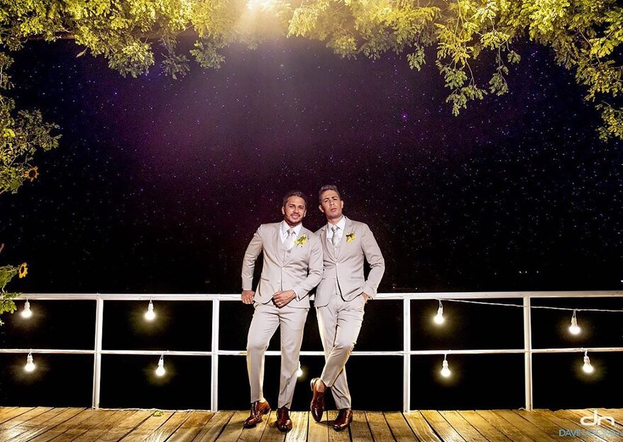 Carlinhos Maia e Lucas Guimarães se casam em linda cerimônia com pôr do sol às margens do Rio São Francisco